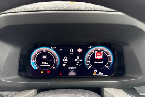 CX25LHU Volkswagen Crafter 2.0 TDI 140PS Commerce High Roof Van Thumbnail #32