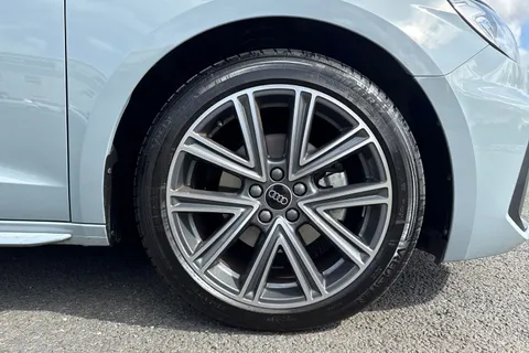 DE74HGG Audi A1 S line 30 TFSI 116 PS S tronic Thumbnail #10