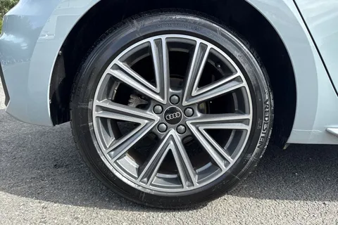 DE74HGG Audi A1 S line 30 TFSI 116 PS S tronic Thumbnail #11