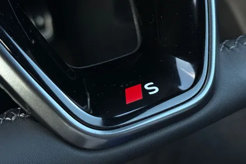 BG25OWZ Audi A6 E-Tron Avant Avant Edition 1 e-tron  210,00 kW Thumbnail #46