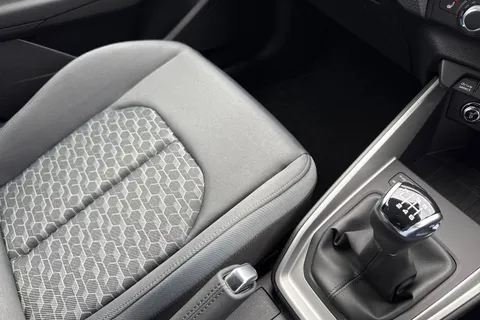 Audi A1 1.0 TFSI 30 Sport Sportback Euro 6 (s/s) 5dr Thumbnail #20