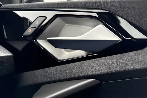 Audi A1 1.0 TFSI 30 Sport Sportback Euro 6 (s/s) 5dr Thumbnail #21