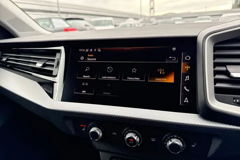 Audi A1 1.0 TFSI 30 Sport Sportback Euro 6 (s/s) 5dr Thumbnail #35