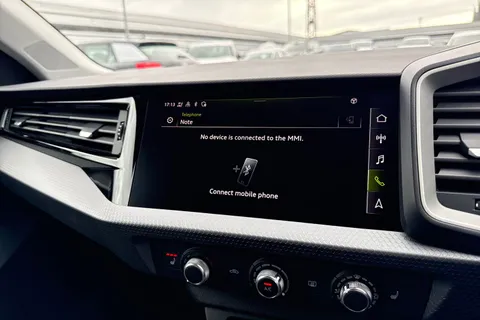 Audi A1 1.0 TFSI 30 Sport Sportback Euro 6 (s/s) 5dr Thumbnail #38