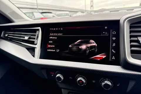 Audi A1 1.0 TFSI 30 Sport Sportback Euro 6 (s/s) 5dr Thumbnail #41