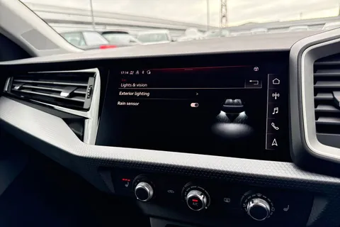 Audi A1 1.0 TFSI 30 Sport Sportback Euro 6 (s/s) 5dr Thumbnail #42