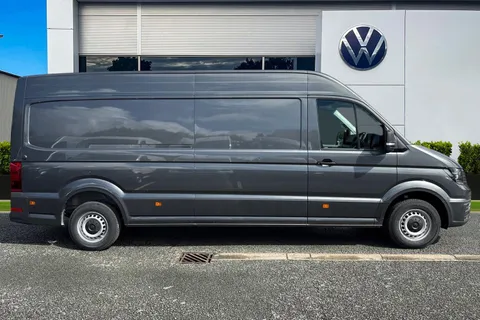 CX25LHJ Volkswagen Crafter 2.0 TDI 140PS Commerce Plus High Roof Van Auto Thumbnail #4