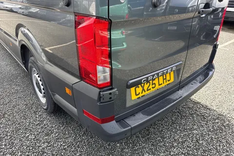 CX25LHJ Volkswagen Crafter 2.0 TDI 140PS Commerce Plus High Roof Van Auto Thumbnail #8