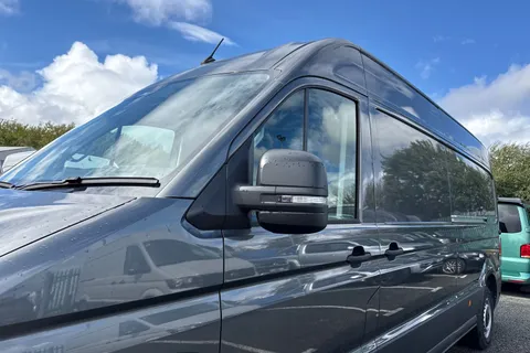 CX25LHJ Volkswagen Crafter 2.0 TDI 140PS Commerce Plus High Roof Van Auto Thumbnail #26