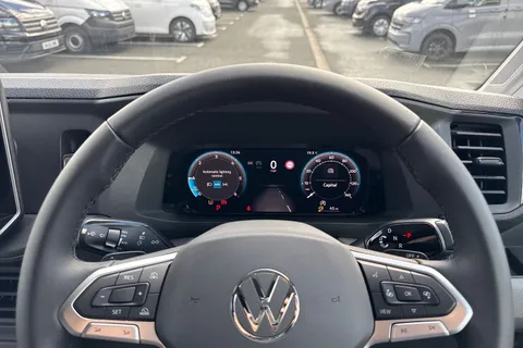 CX25LHJ Volkswagen Crafter 2.0 TDI 140PS Commerce Plus High Roof Van Auto Thumbnail #32