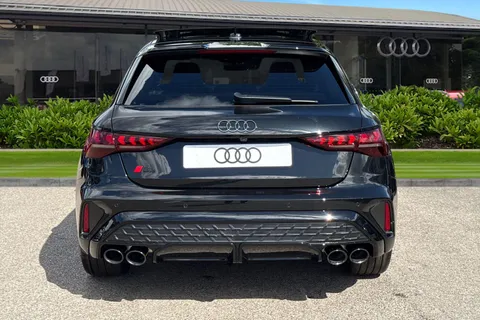 Audi S3 2.0 TFSI Black Edition Sportback S Tronic quattro Euro 6 (s/s) 5dr Thumbnail #5