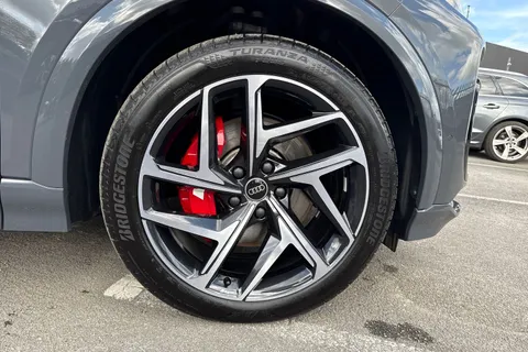 KS74MDY Audi Sq6 E-Tron SQ6 SUV Edition 1 e-tron 360,00 kW Thumbnail #7