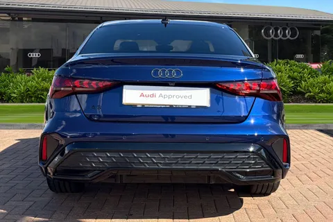 BV25EFM Audi A3 Black Edition 35 TFSI 150 PS S tronic Thumbnail #5