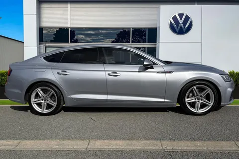 GL67NKF Audi A5 2.0 TDI ultra S line Sportback S Tronic Euro 6 (s/s) 5dr Thumbnail #4