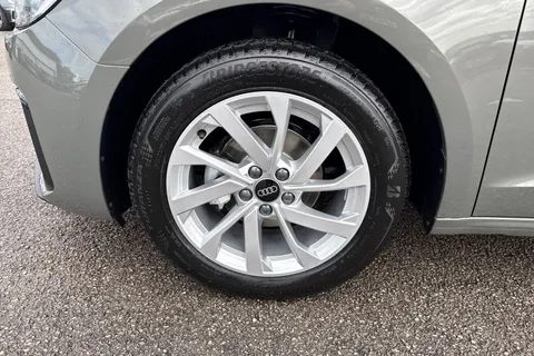 Audi A1 1.0 TFSI 25 Sport Sportback Euro 6 (s/s) 5dr Thumbnail #10