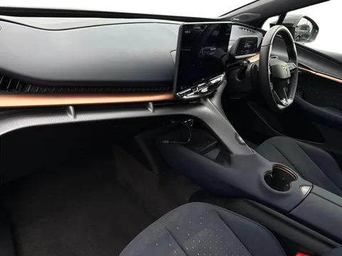 MF25OOA CUPRA Tavascan 210kW V2 77kWh 5dr Auto **HEAT PUMP WITH FRONT AND REAR HEATED SEATS** Thumbnail #9