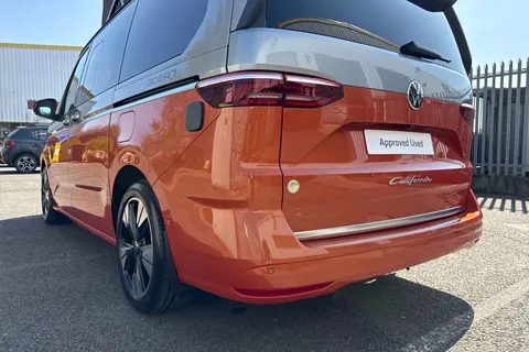 BV75OFK Volkswagen California 2.0 TDI Ocean 5dr DSG New Model T7 + Towpack Thumbnail #7