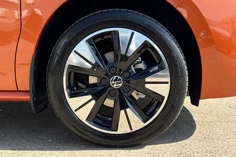 BV75OFK Volkswagen California 2.0 TDI Ocean 5dr DSG New Model T7 + Towpack Thumbnail #9