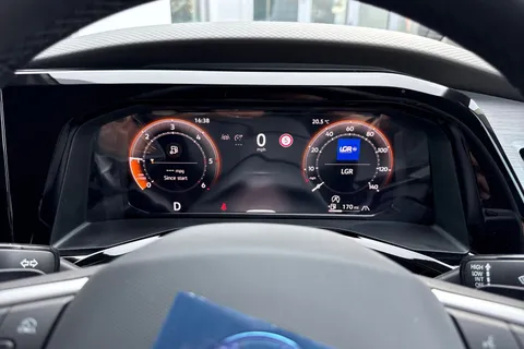 44 of 63 for Volkswagen California 2.0 TDI Ocean 5dr DSG T7-Towpack