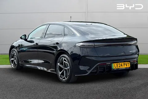 LE24PVT BYD SEAL 82.5kWh Design Auto 4dr Thumbnail #3