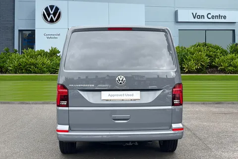 MA24FVN Volkswagen Transporter Kombi 2.0TDI 150 Manual T32 Highline BMT SWB Thumbnail #5