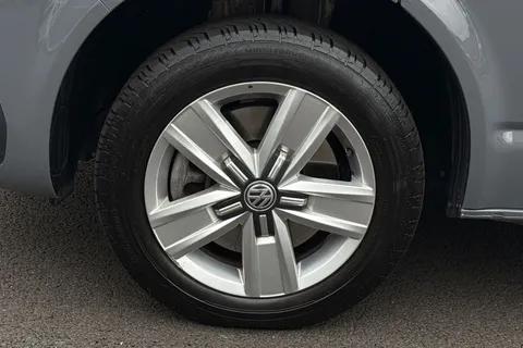 MA24FVN Volkswagen Transporter Kombi 2.0TDI 150 Manual T32 Highline BMT SWB Thumbnail #7