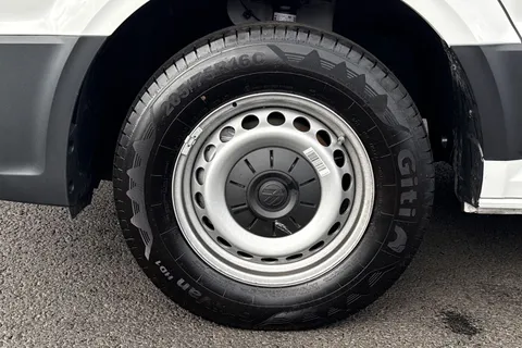 MD74WFZ Volkswagen Crafter 2.0 TDI 140PS Commerce Plus High Roof Van Thumbnail #7