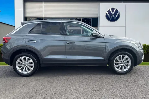 AO25OPP Volkswagen T-Roc 1.0 TSI 115 Match 5dr Thumbnail #4