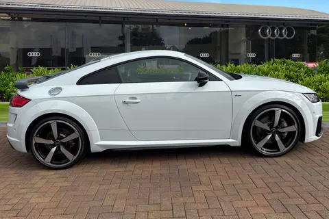 AV23HSX Audi TT Coup- Vorsprung 45 TFSI quattro 245 PS S tronic Thumbnail #4