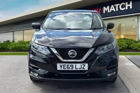 YE69LJZ Nissan Qashqai 1.3 DIG-T Acenta Premium Euro 6 (s/s) 5dr Thumbnail #6