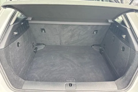 LC68SUV Audi A3 1.5 TFSI CoD 35 SE Technik Sportback Euro 6 (s/s) 5dr Thumbnail #7