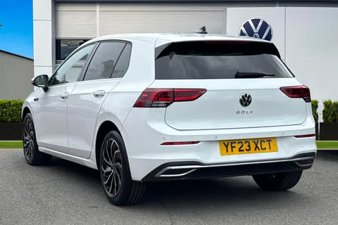 YF23XCT Volkswagen Golf 1.5 TSI (EVO) 2023MY Style Edition | Driver Assistance Pack Thumbnail #3