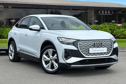 KM74SRZ Audi Q4 e-tron 210kW 45 82kWh S Line 5dr Auto [Leather] Thumbnail #2