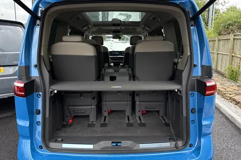 MF25HVV Volkswagen Multivan 2.0 TDI Style 5dr DSG Thumbnail #10