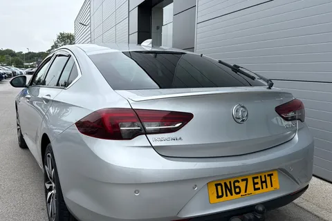 DN67EHT Vauxhall Insignia 2.0 Turbo D BlueInjection SRi Nav Grand Sport Euro 6 (s/s) 5dr Thumbnail #8