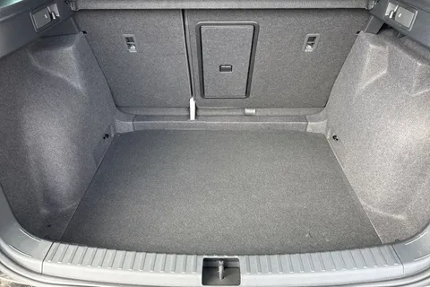  SEAT Ateca 1.5 TSI EVO FR Black Edition Euro 6 (s/s) 5dr Thumbnail #7