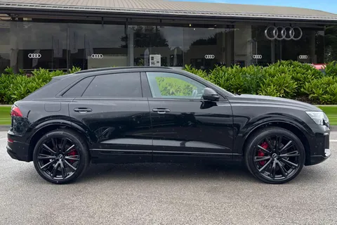 Audi SQ8 4.0 TFSI V8 Black Edition Tiptronic quattro Euro 6 (s/s) 5dr Thumbnail #4