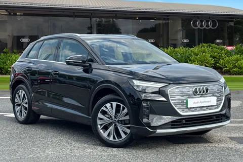 KW74DKX Audi Q4 e-tron 35 Sport Auto 5dr 55kWh Thumbnail #2