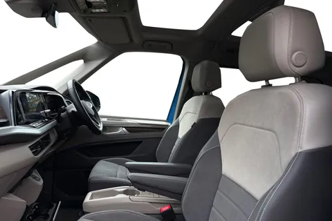 MF25HVV Volkswagen Multivan 2.0 TDI Style 5dr DSG Thumbnail #11
