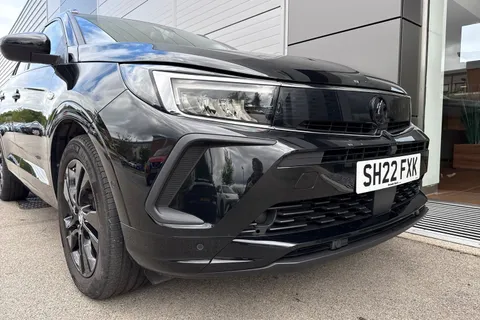 SH22FXK Vauxhall Grandland 1.2 Turbo GS Line Euro 6 (s/s) 5dr Thumbnail #9