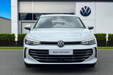 DC74KYU Volkswagen Passat Estate 1.5 TSIe Life DSG | Tyre Pressure Monitoring System Thumbnail #6