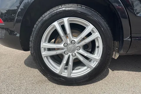 KX18KWJ Audi Q3 1.4 TFSI CoD S line Edition S Tronic Euro 6 (s/s) 5dr Thumbnail #10