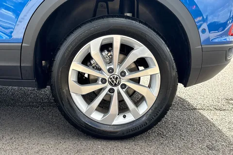 AO25OPD Volkswagen T-Roc 1.5 TSI Match 5dr Thumbnail #10