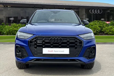 KP74DYA Audi Q5 Black Edition 45 TFSI quattro 265 PS S tronic Thumbnail #6