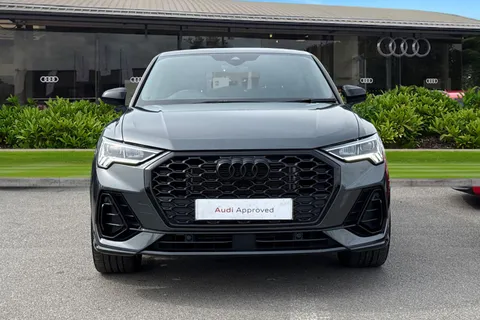 KR24FUG Audi Q3 Black Edition 35 TFSI  150 PS S tronic Thumbnail #6