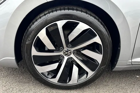 RJ72OEG Volkswagen Arteon 2.0 TSI R-Line 5dr DSG Thumbnail #10