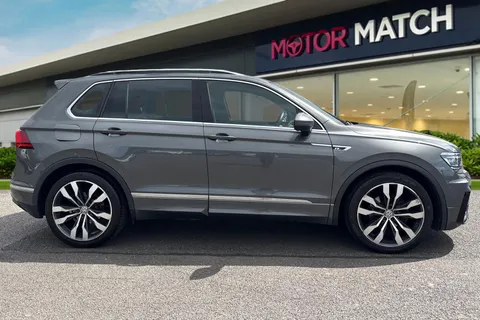EJ18NZG Volkswagen Tiguan 2.0 TDI R-Line DSG 4Motion Euro 6 (s/s) 5dr Thumbnail #4