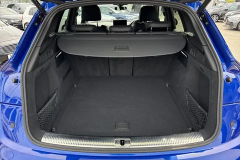 KP74DYA Audi Q5 Black Edition 45 TFSI quattro 265 PS S tronic Thumbnail #7