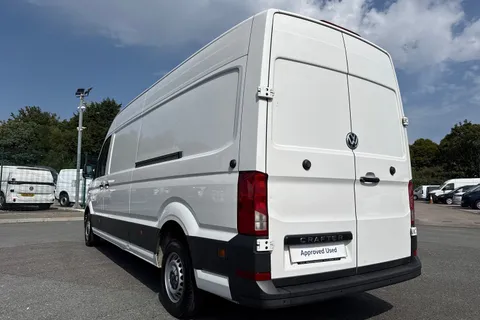 DG74EEW Volkswagen Crafter 2.0 TDI 140PS Commerce Plus High Roof Van Thumbnail #8