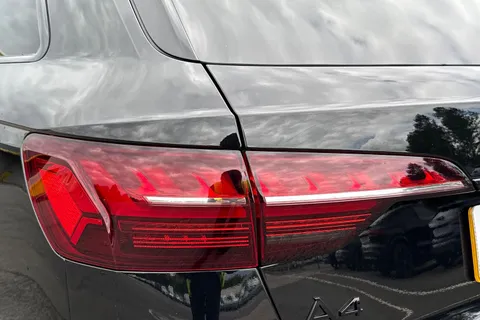 KP74VOC Audi A4 Avant Avant Black Edition 35 TDI 163 PS S tronic Thumbnail #8